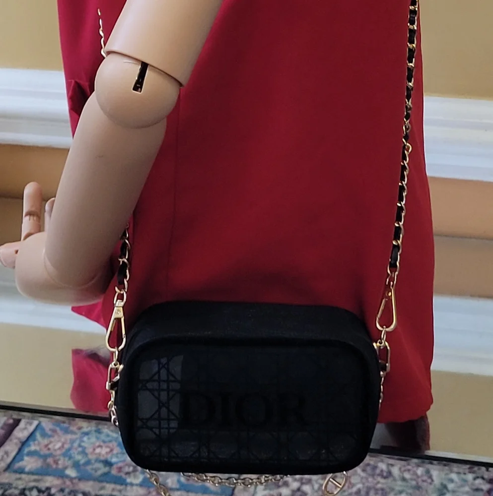- Dior Black and Gold Women's Bag - Picture 16 of 16